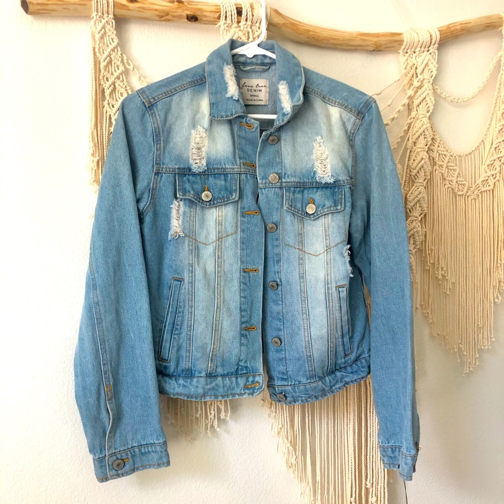Love Tree Denim Jacket🌻 - Picture 3 of 7
